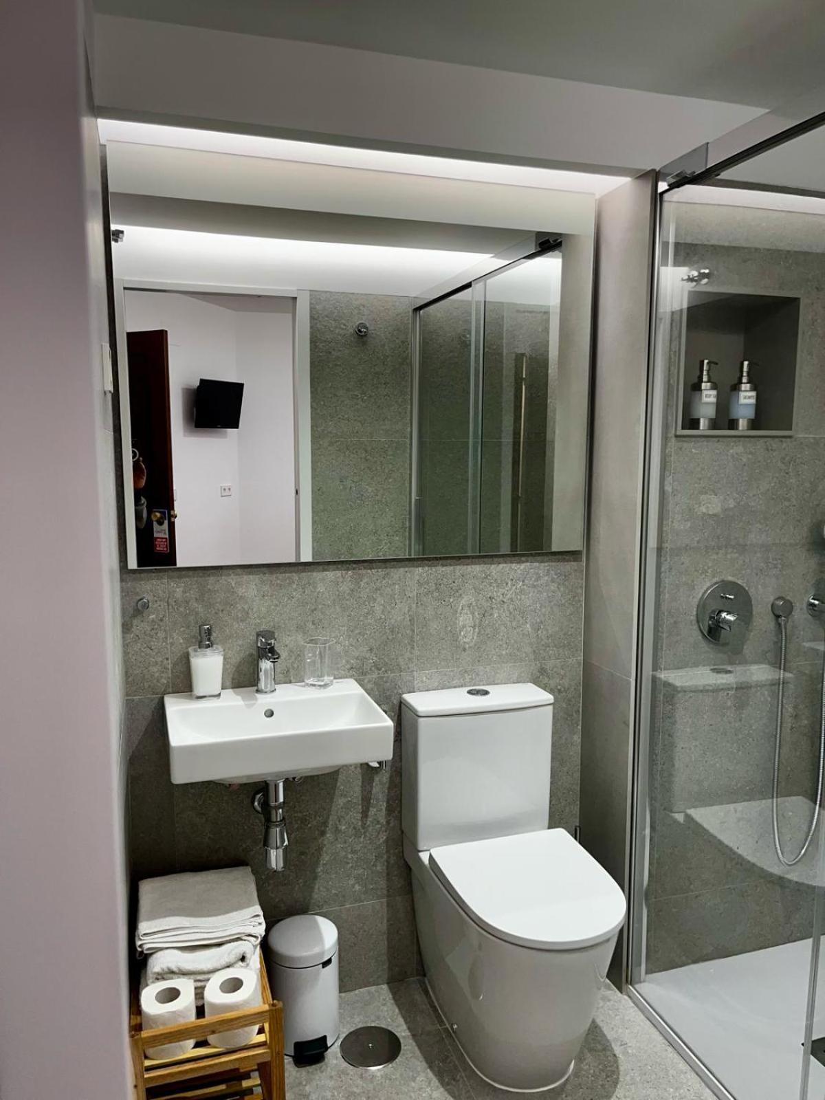 Hostal Charo II Saint-Jacques-de-Compostelle Extérieur photo